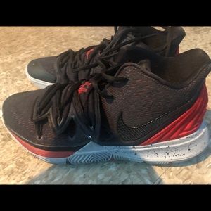 Kyrie 5